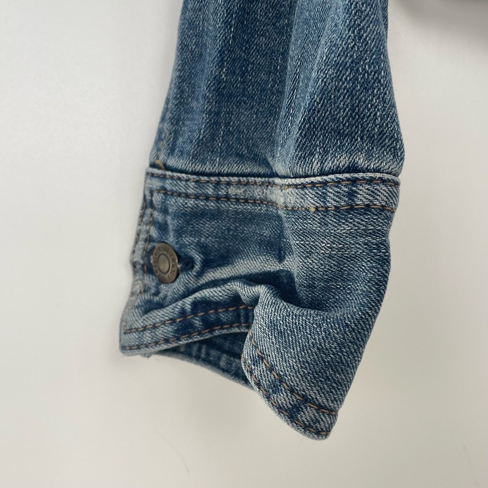 Abercrombie & Fitch Women's Vintage Y2K Distressed Trucker Denim Jacket Size M - Picture 3 of 10